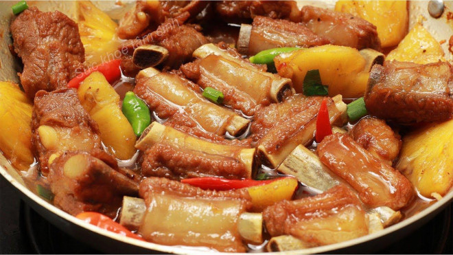 Món sườn non kho dứa đẹp mắt, đậm đà con mê, chồng thích - 2