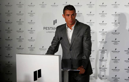 CR7 tính ngày giải nghệ, khai trương khách sạn ở Lisbon - 1