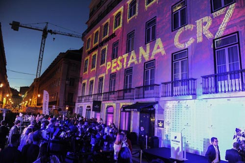 CR7 tính ngày giải nghệ, khai trương khách sạn ở Lisbon - 2