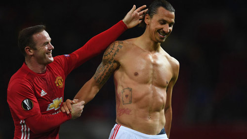 Ibrahimovic sang tuổi 35: Còn không thời oai hùng ở MU? - 2