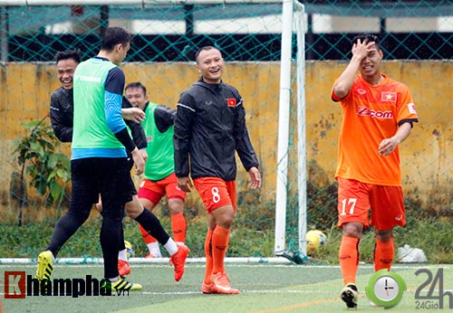 ĐT Việt Nam: Niềm hy vọng từ Hàn Quốc "nếm mùi" dầm mưa - 6