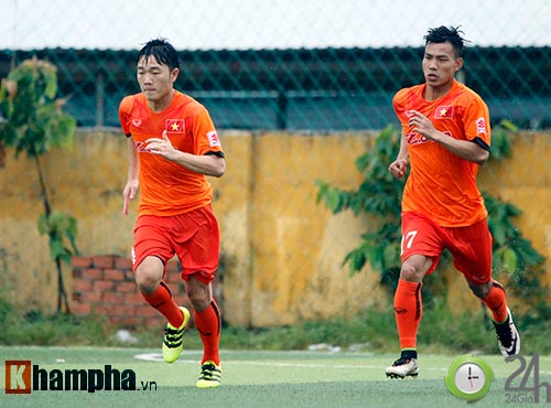 ĐT Việt Nam: Niềm hy vọng từ Hàn Quốc "nếm mùi" dầm mưa - 7