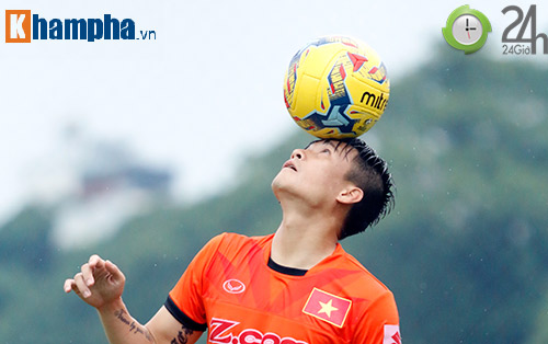 ĐT Việt Nam: Niềm hy vọng từ Hàn Quốc "nếm mùi" dầm mưa - 8