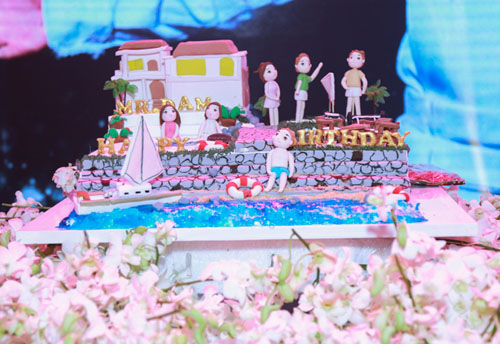 Choáng với tiệc sinh nhật như lễ cưới của Đàm Vĩnh Hưng - 6