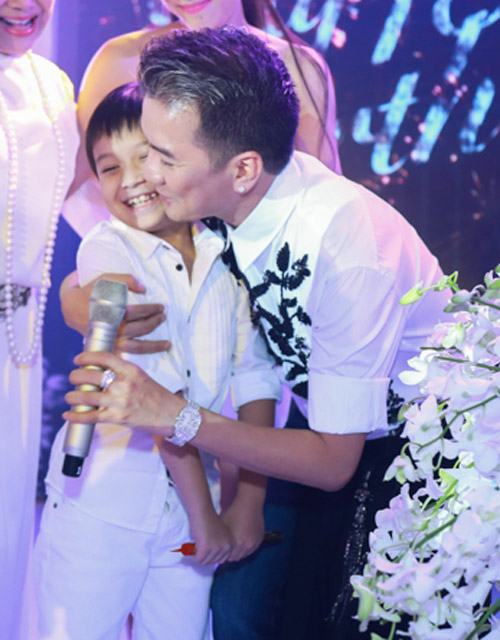 Choáng với tiệc sinh nhật như lễ cưới của Đàm Vĩnh Hưng - 7