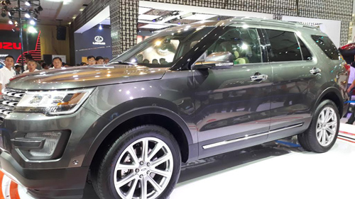 SUV hạng sang Ford Explorer có giá 2,18 tỷ đồng tại Việt Nam - 1