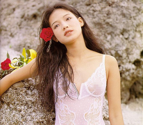 Thư Kỳ hạnh phúc mang bầu ở tuổi 40 - 1