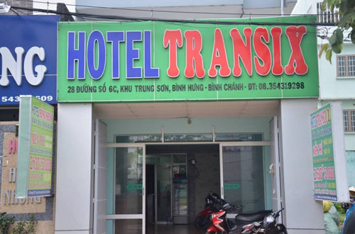 Thanh niên chết bí ẩn trong khách sạn cạnh súng K54 - 1