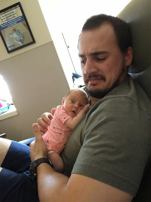 Bật cười với biểu cảm siêu đáng yêu của các bé - 4