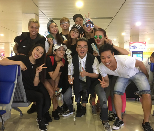 Tò mò với cây gậy