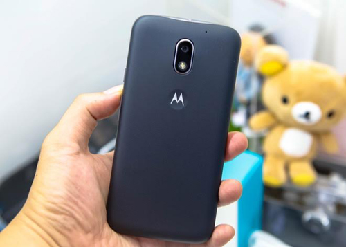 Đánh giá Moto E Power: pin trâu, giá mềm