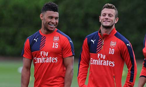 Chamberlain đòi rời Arsenal: Đừng để chảy máu chất xám - 1