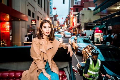 Xao xuyến trước vẻ gợi cảm của Diễm My 9X trên đất Úc - 8