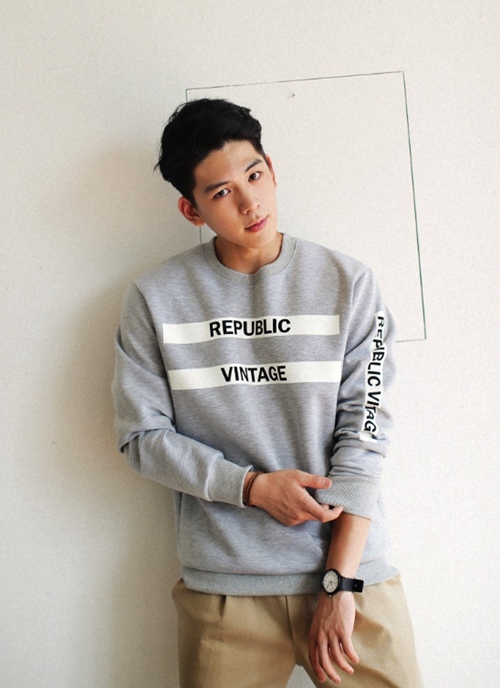 Ngoài sơ mi, có một kiểu áo cũng rất hợp với chàng - 5