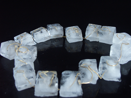 5 món phụ kiện thời trang quái dị nhất thế giới - 1