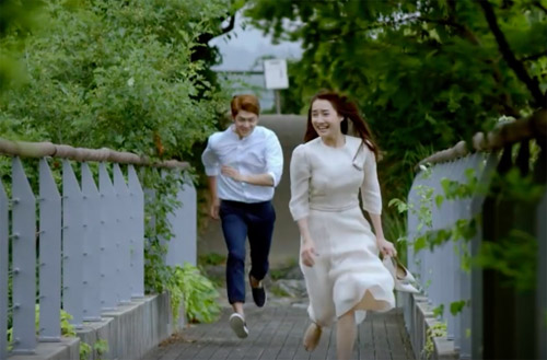 Nhã Phương liên tiếp hôn trai Hàn trong Tuổi thanh xuân 2 - 4