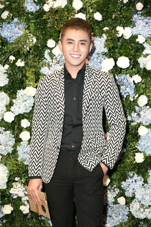 Lan Ngọc gợi cảm, tình tứ bên Isaac - 15