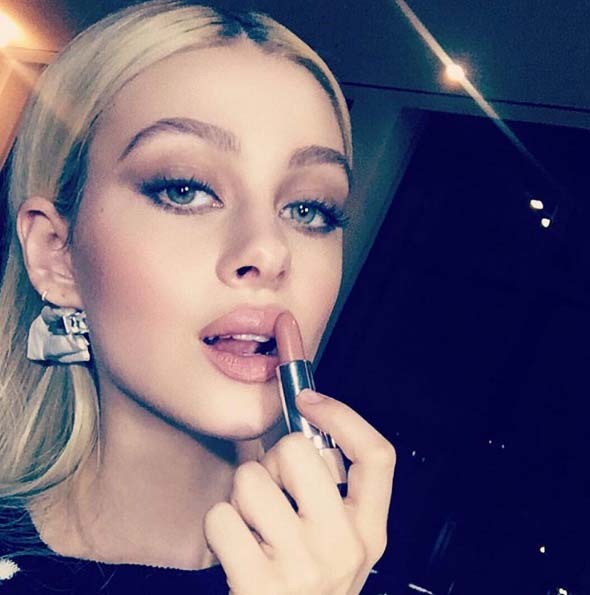 Học những mẹo làm đẹp dễ khó ngờ của siêu mẫu - 6