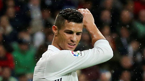 Máy ghi bàn Ronaldo trục trặc: Chưa bao giờ tệ đến thế - 1