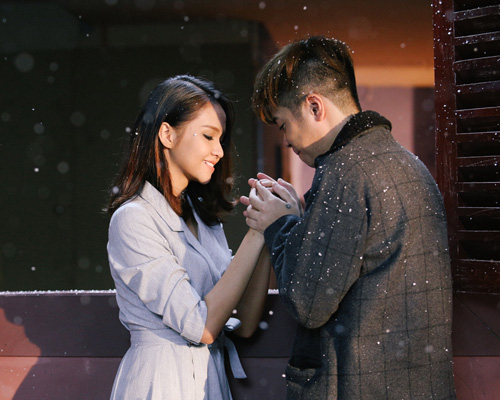 Bùi Anh Tuấn tình tứ bên cô gái lạ trong MV mới - 3