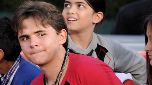 Cuộc sống bất thường của 3 con Michael Jackson - 2