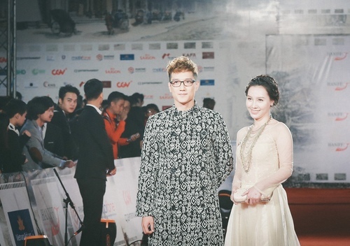 Minh Hà, Chí Nhân sánh đôi sau lùm xùm tình cảm - 1