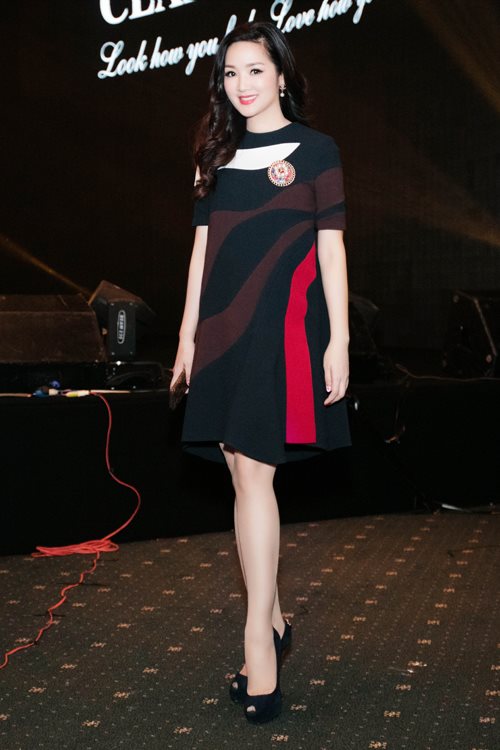 Soi khối hàng hiệu “kếch xù” của Hoa hậu Giáng My - 9