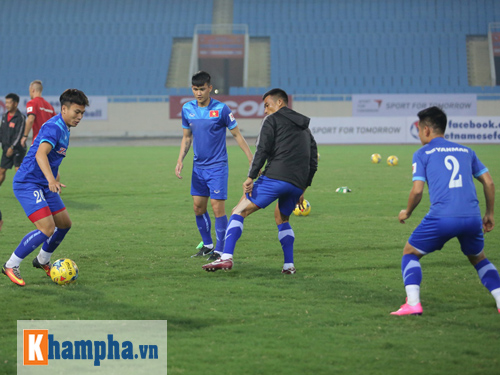 ĐT Việt Nam: Xuân Trường nói về giấc mơ vô địch AFF Cup - 6