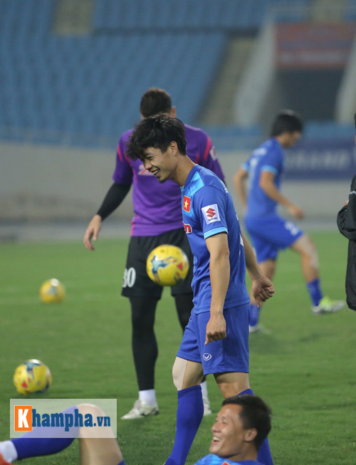 ĐT Việt Nam: Xuân Trường nói về giấc mơ vô địch AFF Cup - 7