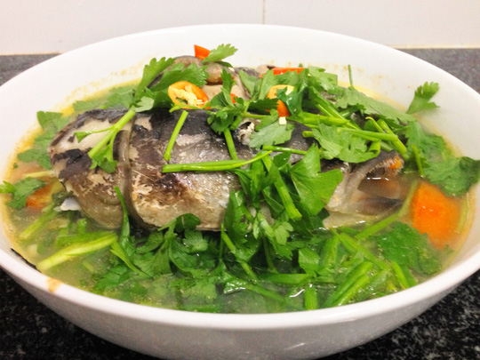 Đầu cá bớp nấu ngót ngon khó cưỡng - 1