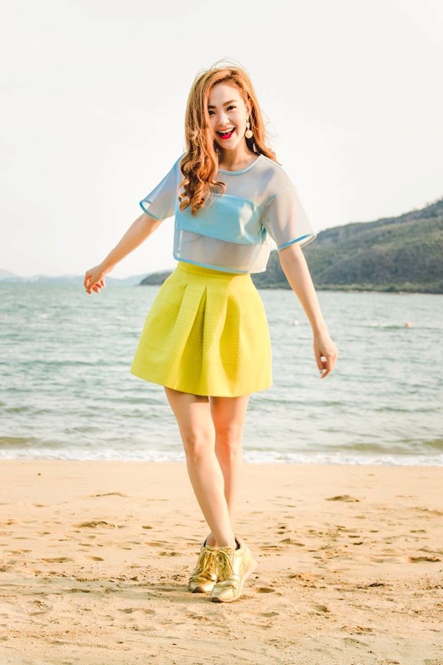 Top 4 kiều nữ Việt nhuộm màu tóc nào cũng đẹp mê hồn - 8