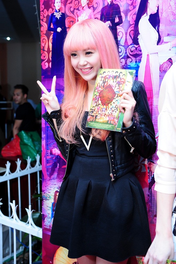 Top 4 kiều nữ Việt nhuộm màu tóc nào cũng đẹp mê hồn - 10