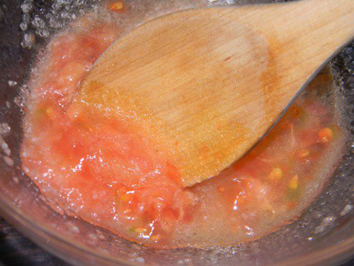 Tự chế mặt nạ cà chua làm da sáng và mịn không tì vết - 5