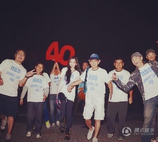 Cuộc sống “sướng như tiên” của vợ Lâm Chí Dĩnh - 10