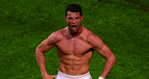 Những "nghề" mới cực hot của Ronaldo, chân sút tỷ đô - 5