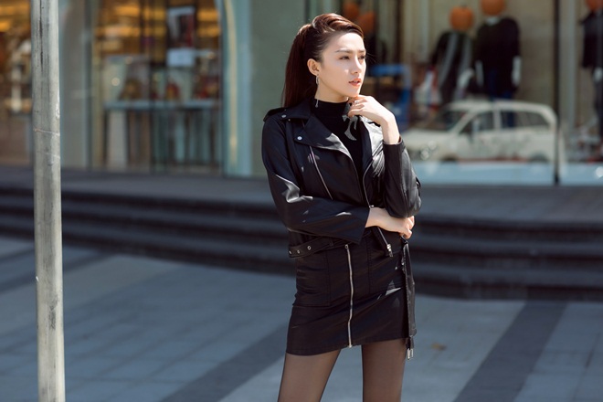 Học trò Hà Hồ đẹp sành điệu, hút mọi ánh nhìn trên phố - 4