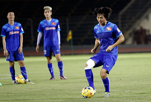 ĐT Việt Nam: HLV Hữu Thắng đón tin vui từ Tuấn Anh - 1