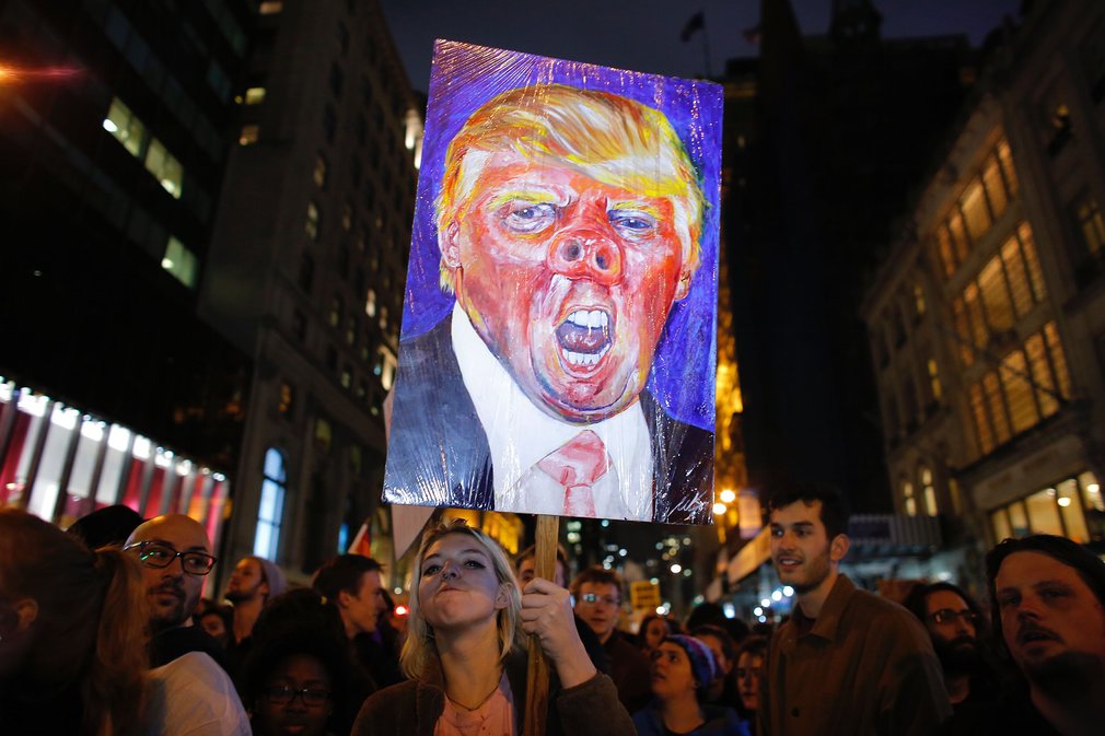 Kết quả hình ảnh cho biểu tình chông trump ở australia