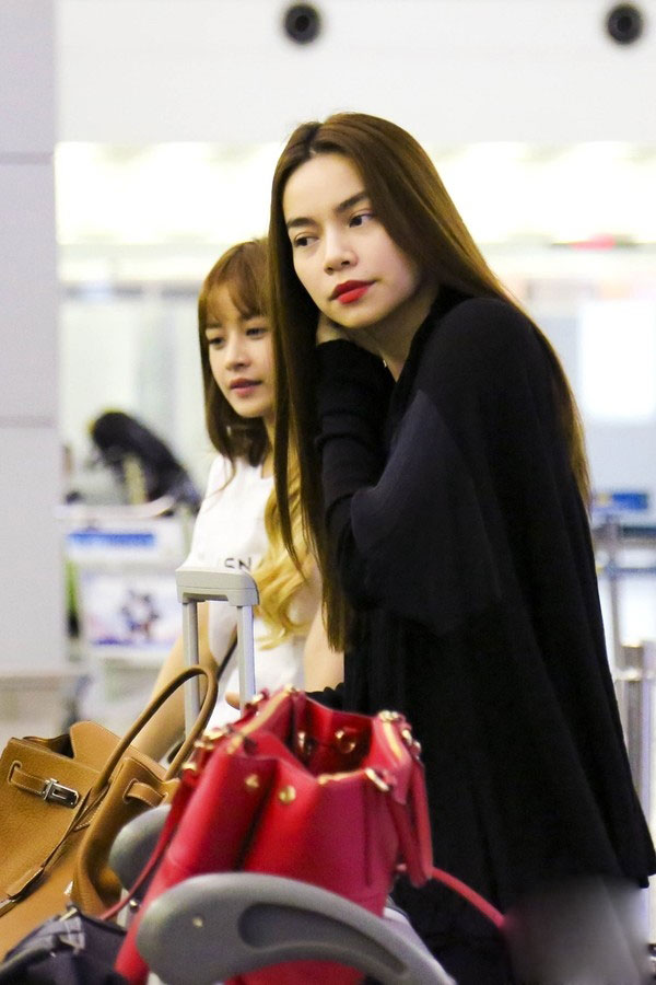 Phát sốt với những bức ảnh bị chụp lén của Hà Hồ - 1