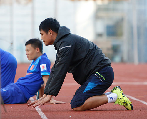 ĐT Việt Nam: Công Phượng "luyện chơi cá nhân" - 4