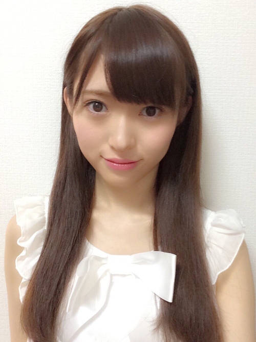 Vẻ trong sáng của sao Nhật dính tin đồn livestream ân ái - 2