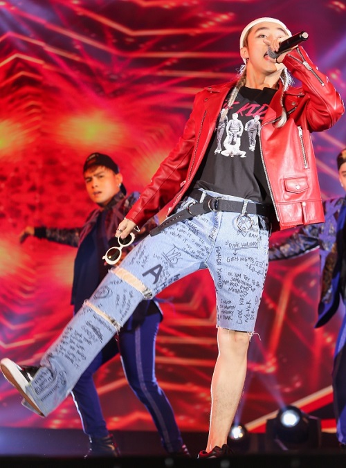 Sao Việt và phục trang 