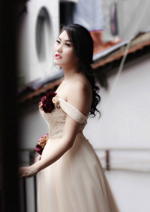 Vẻ đẹp phồn thực của Phi Thanh Vân sau sinh con - 7