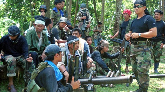 Philippines xác nhận Abu Sayyaf đang giữ 6 thủy thủ VN - 1