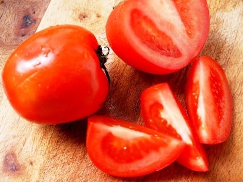 Bữa trưa ngon miệng với món cá hồng sốt cà chua - 2