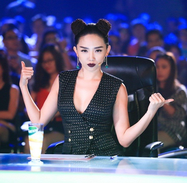 Ngắm kiểu tóc độc lạ, khác người của mỹ nhân Vbiz - 4