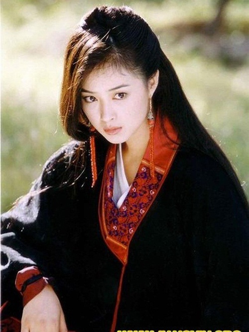 Mỹ nhân giàu có, xinh đẹp nhưng... ế nhất của Thiên Long Bát Bộ - 1