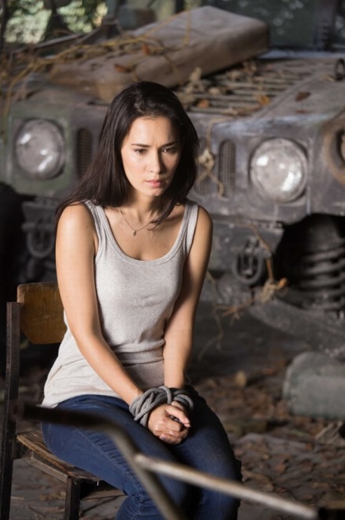 Những điều ít biết về đả nữ xinh đẹp sánh vai cùng Ngô Kinh - 7