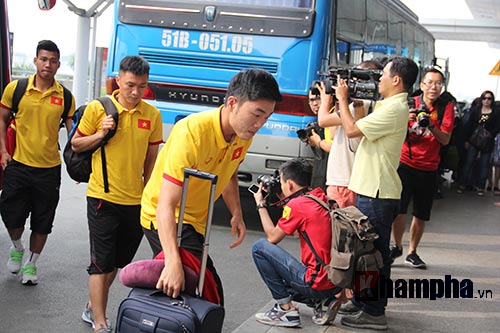 AFF Cup: ĐT Việt Nam đi Indonesia với niềm tin quyết thắng - 2