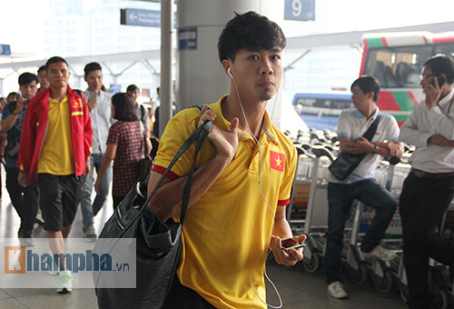 AFF Cup: ĐT Việt Nam đi Indonesia với niềm tin quyết thắng - 6